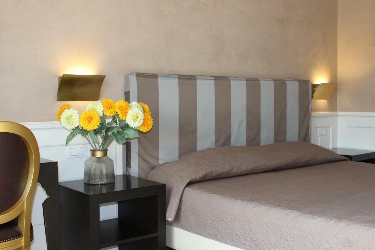 Relais La Maison De Luxe Roma Ngoại thất bức ảnh